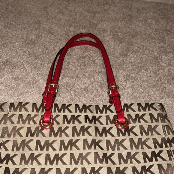 Michael Kors Signature Classic Monogram MK Tall Jet Set Tote in Brown/Tan/Red. - Picture 5 of 11